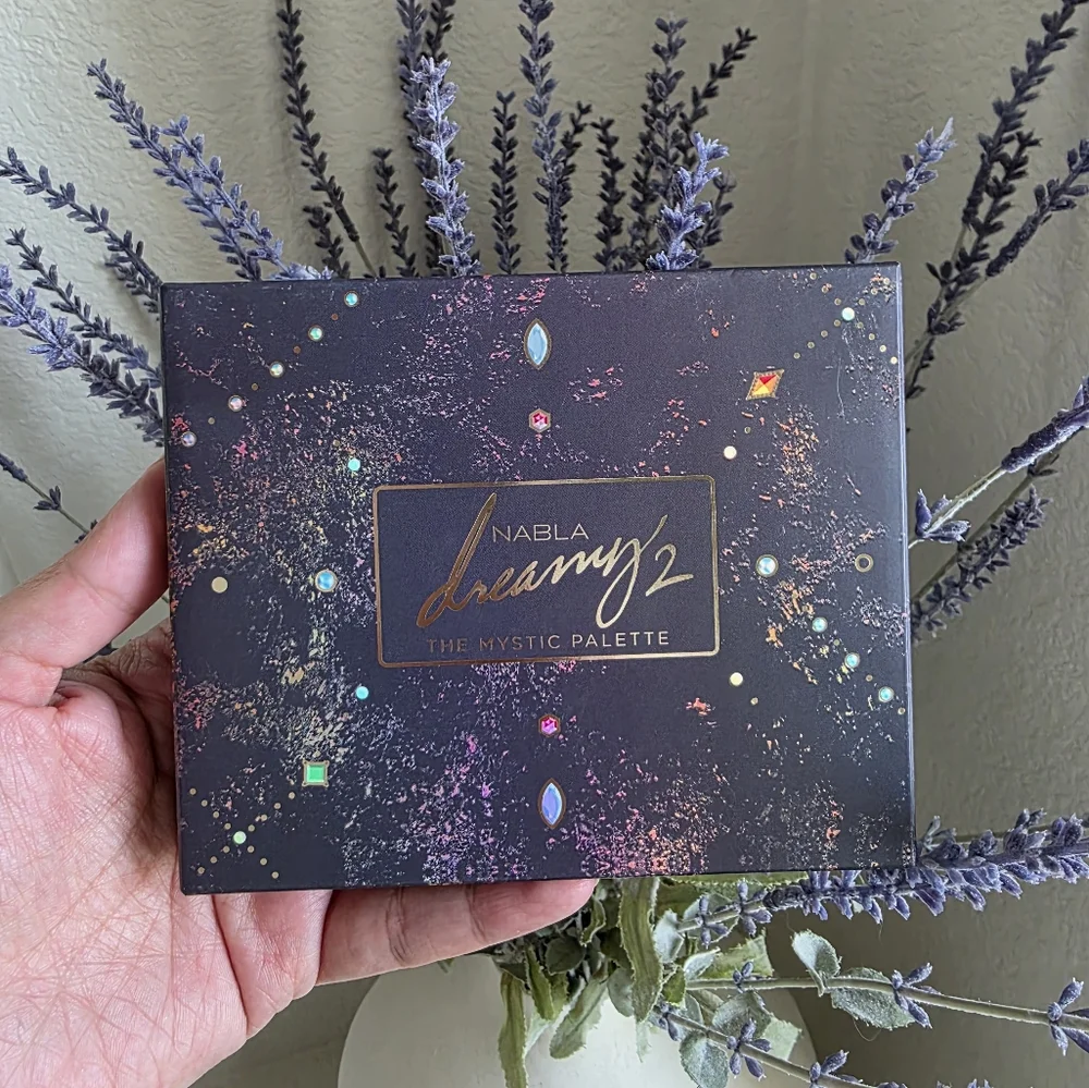 Nabla Dreamy 2 The Mystic Eyeshadow Palette